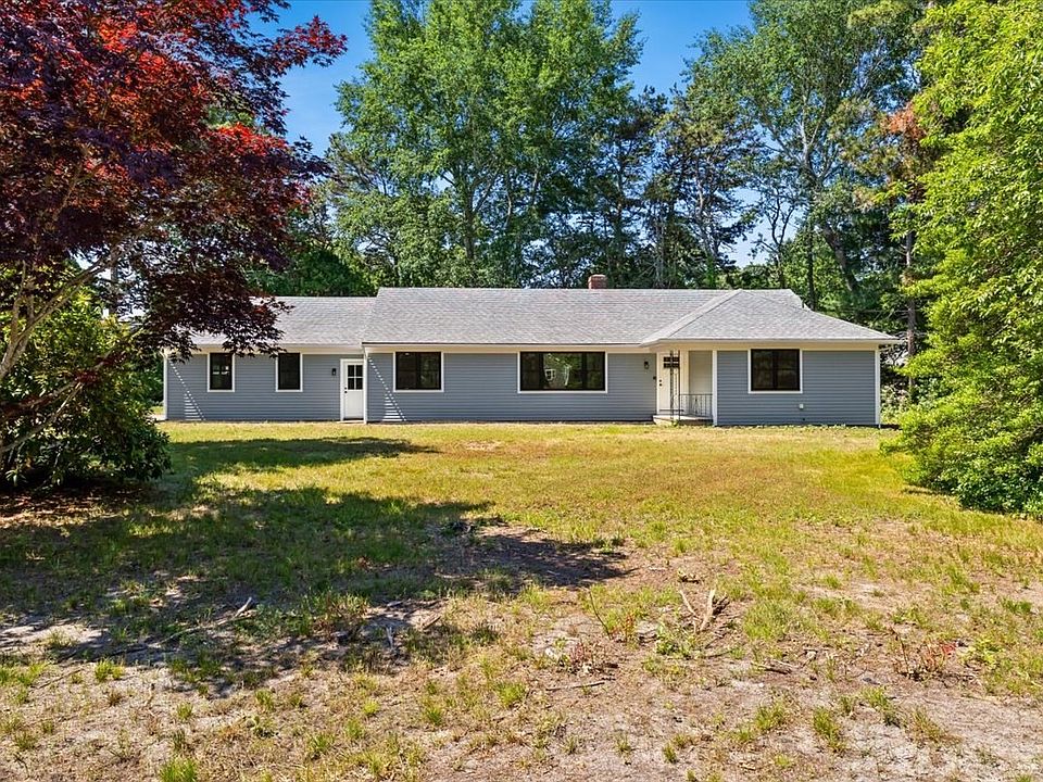 1st image of 33 Runestone Rd