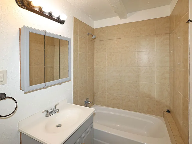 3905 S Tyler St — Photo 14