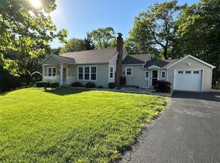 10 Woodside Dr, Belleville, IL 62223