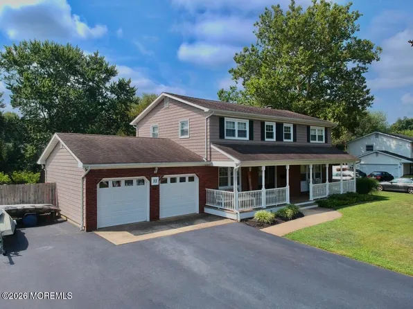 32 Sabina Terrace, Freehold, NJ 07728