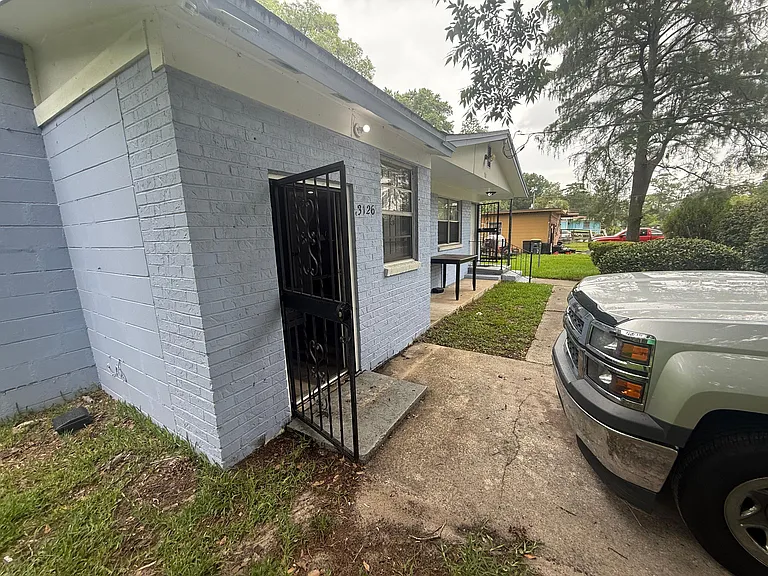 3126 Martha St — Photo 40