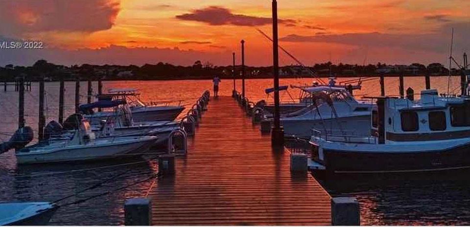 sunset @ Jupiter Plantation Dock