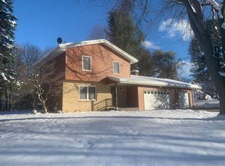 1517 S Broadway St, Hastings, MI