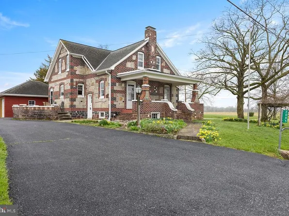 2085 Harney Rd, Littlestown, PA 17340