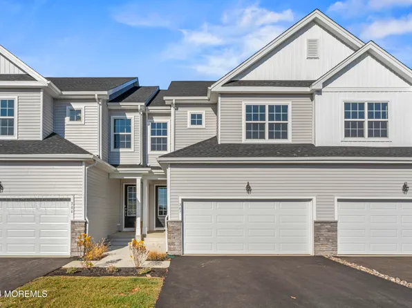 306 Pilot St, Marlboro, NJ 07746