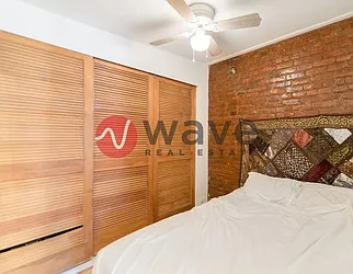 Rented by Wave Real Estate Group