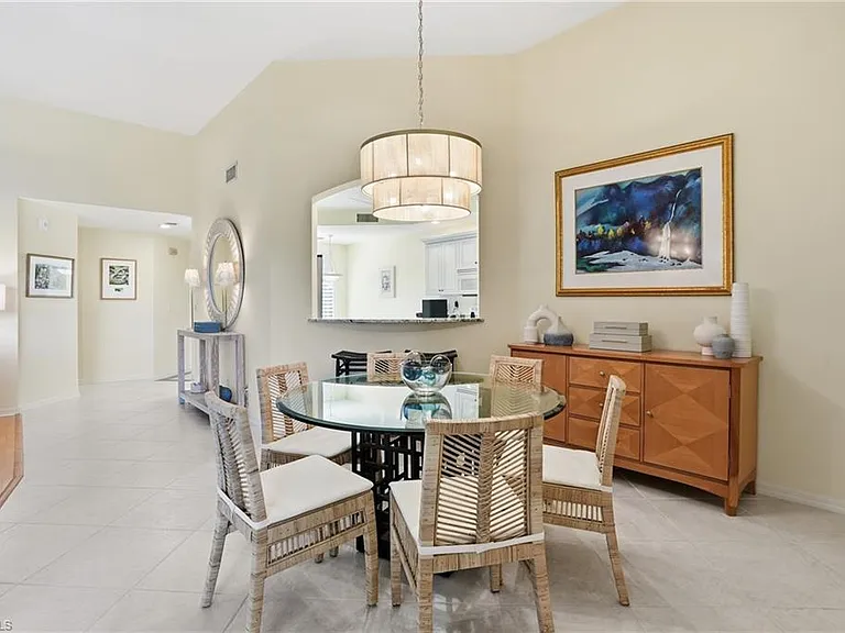 7048 Pelican Bay Blvd #C-302 — Photo 8