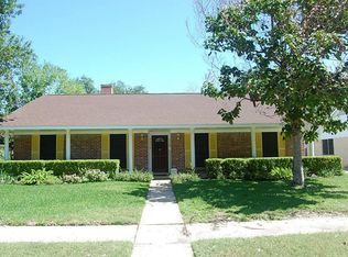 9226 Roos Rd, Houston, TX 77036