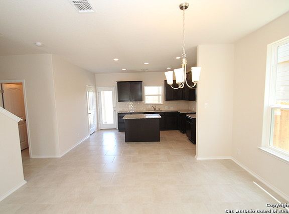 5th image of 7414 Independence Way