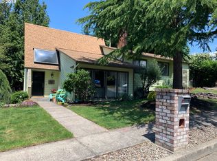 2881 NE 6th St, Gresham, OR 97030