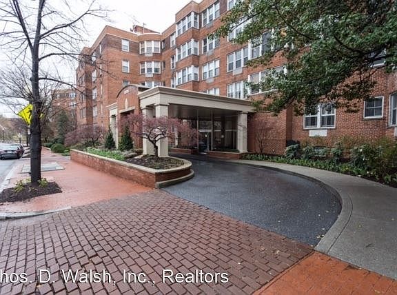 4th image of 2500 Q St NW APT 301