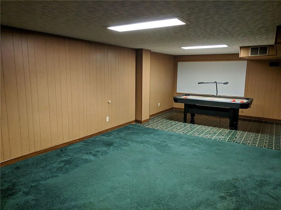 1st image of 55 Green Valley Dr
