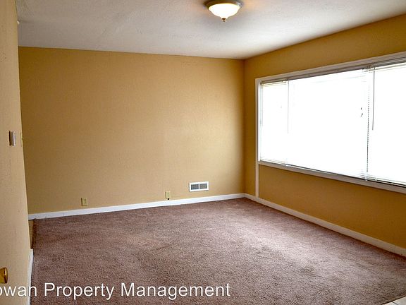 4th image of 7505 E 107th St