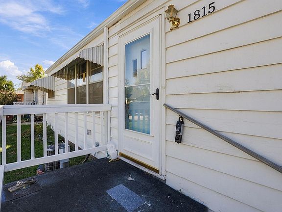 5th image of 1815 Evergreen Dr