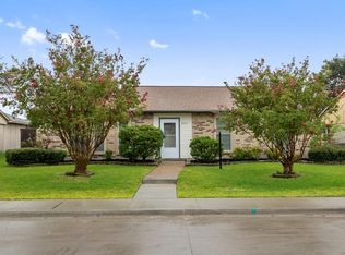 8014 Woodside Rd, Rowlett, TX 75088