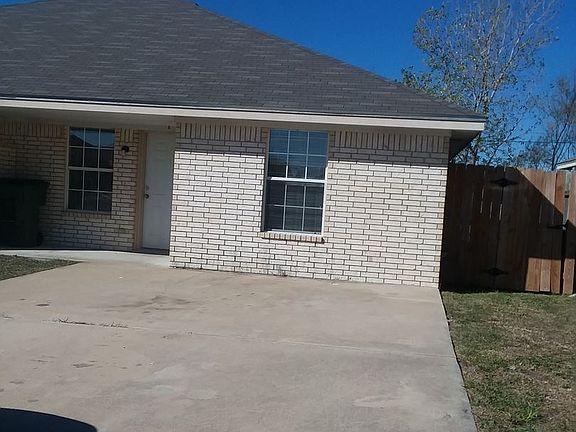 2nd image of 3507 Westwood Dr #A