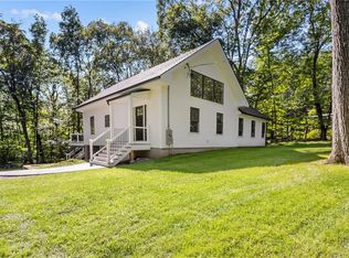 58 Little Pond County Rd, Cumberland, RI 02864
