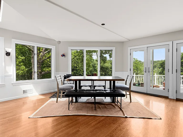 4 Fawn Ln — Photo 11