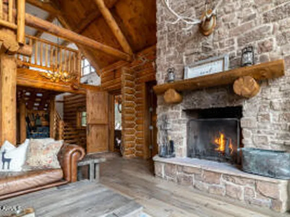 3533 Meadow Wood Dr, Happy Jack, AZ 86024