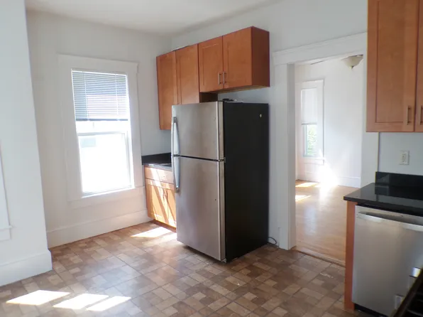 21 Mount Vernon Park Floor 2, Malden, MA 02148