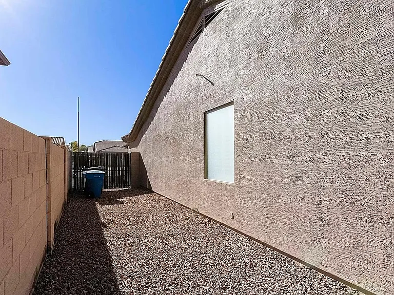 1884 E Locust Pl — Photo 43