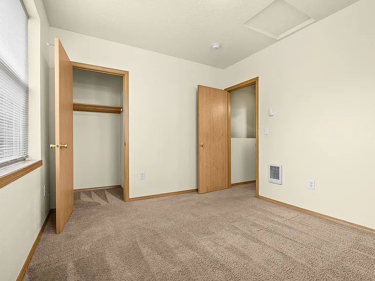 4920 NE Lombard St — Photo 15