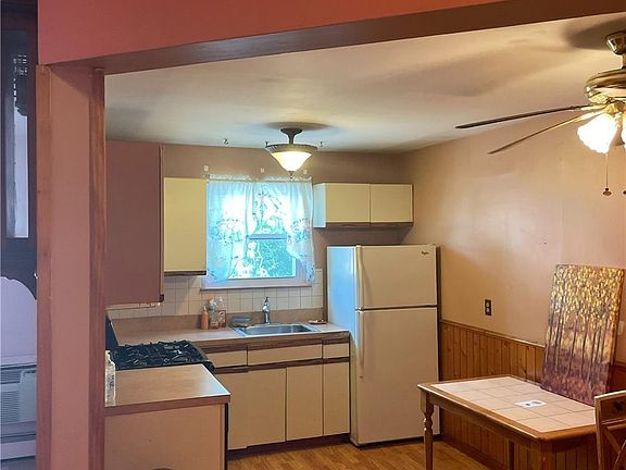 4th image of 46 Fairharbor Dr #46