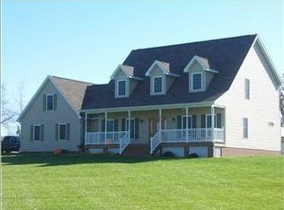 355 Red Barn Rd, Boonville, IN 47601