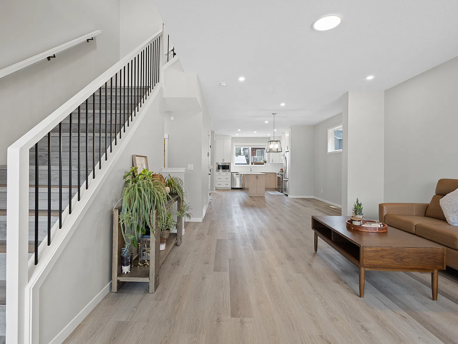 20 Royston Ter NW — Photo 3