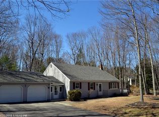 10 Rocky Ave, Topsham, ME 04086