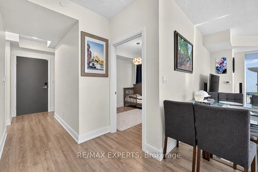 2 bed, $3,200 — Photo 4