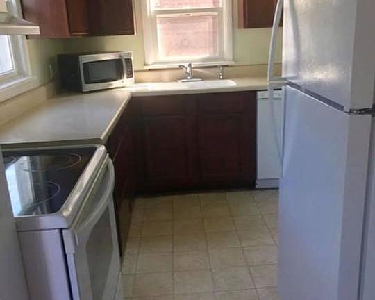 2nd image of 1205 John St