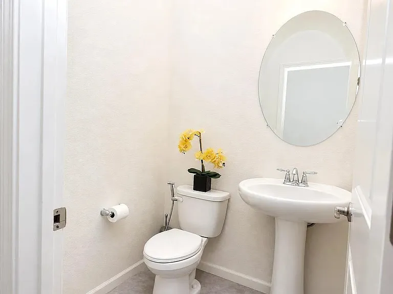 294 Caputo Cir — Photo 5
