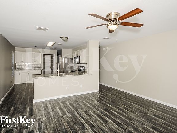 2nd image of 1207 Bellevue Dr