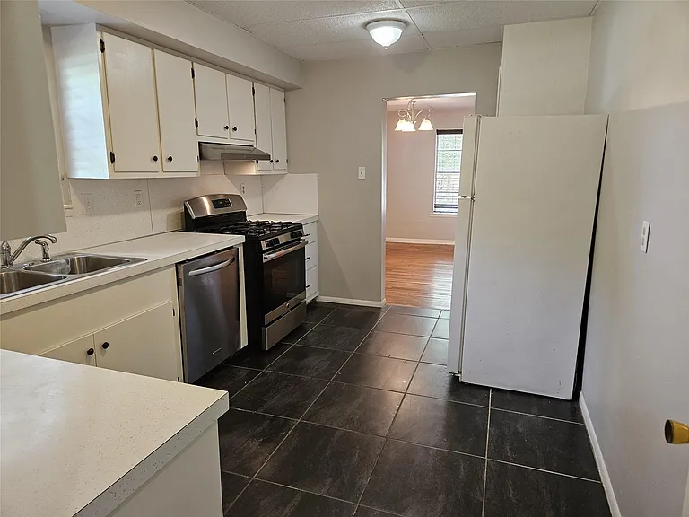 109 Sunnyview Ave — Photo 6