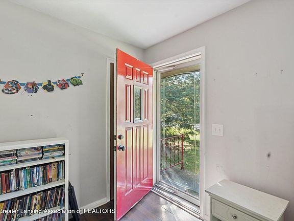 5th image of 5150 E Brookfield Dr
