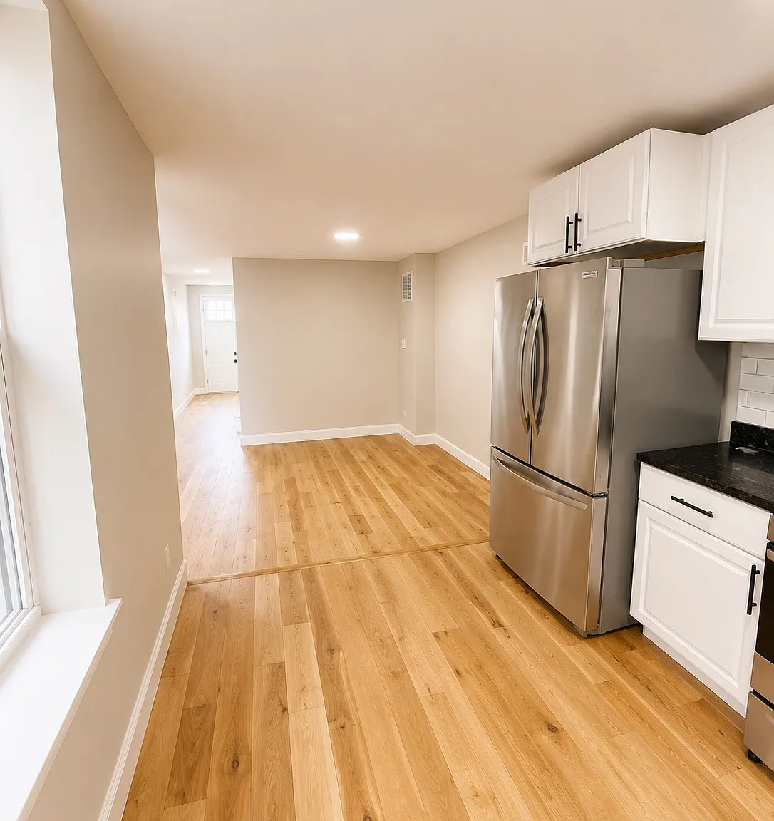 5 bed, 1400 sqft, $2,475 — Photo 4