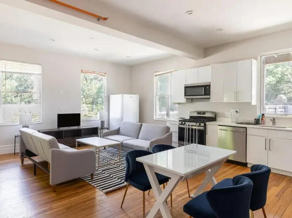 89 Cedar St, Roxbury, MA