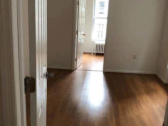 2nd image of 337 E 49th St APT 14