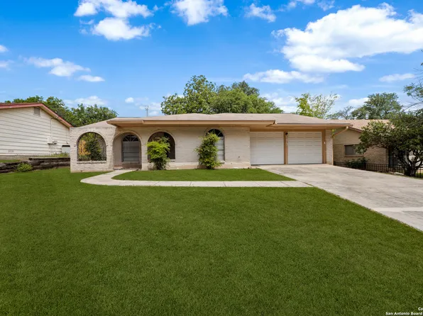 3627 mapleton, San Antonio, TX 78230