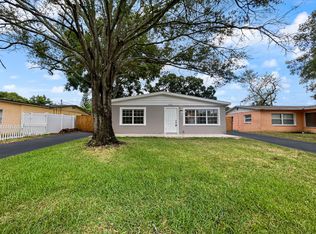 5250 98th Ave N, Pinellas Park, FL 33782