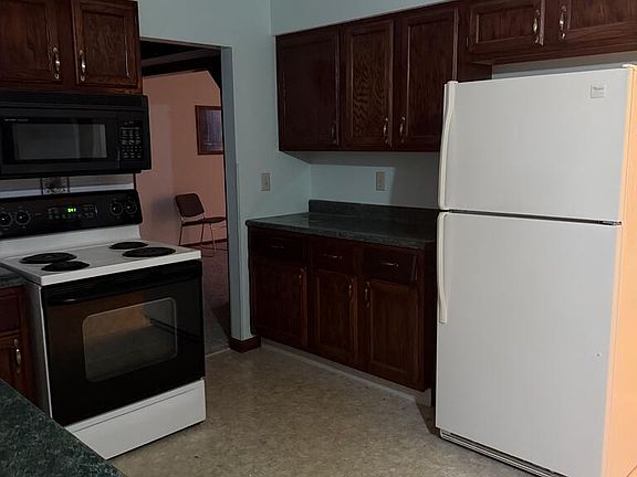 2nd image of 5025 Springdale Blvd