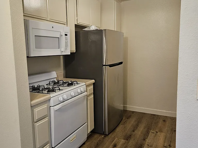 13304 Valleyheart Dr #207 — Photo 1