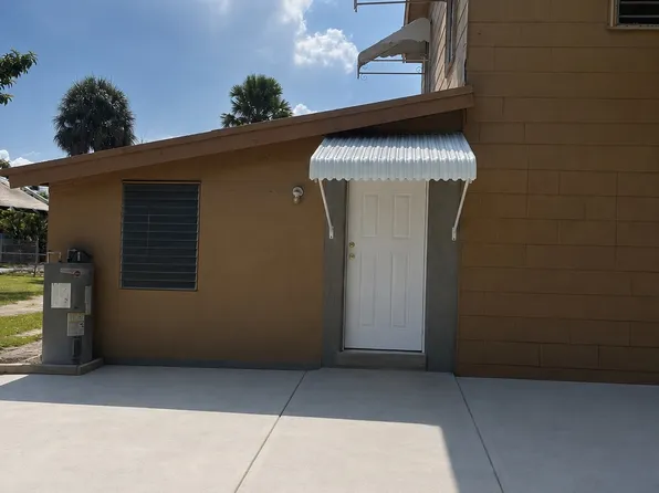 (undisclosed Address), Miami, FL 33142