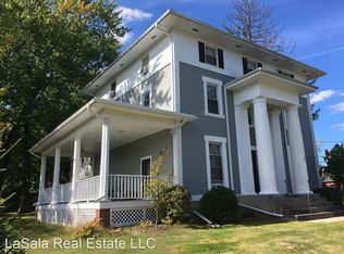 4 Chapman St #D, Newington, CT 06111