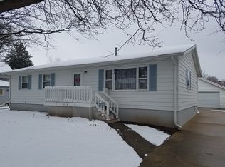 1006 8th Ave, Sterling, IL 61081