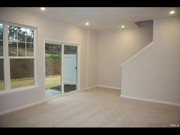 4th image of 2804 Saltaire Ave #60