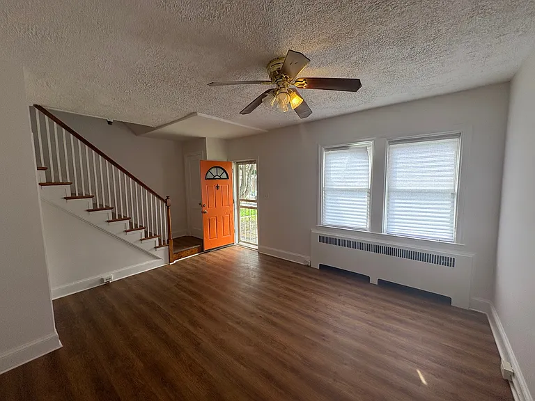 3044 Mayfield Ave — Photo 6