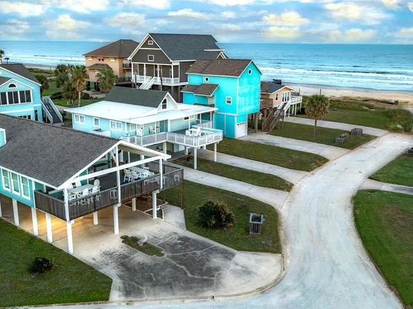 16906 Beachcomber Dr, Jamaica Beach, TX 77554