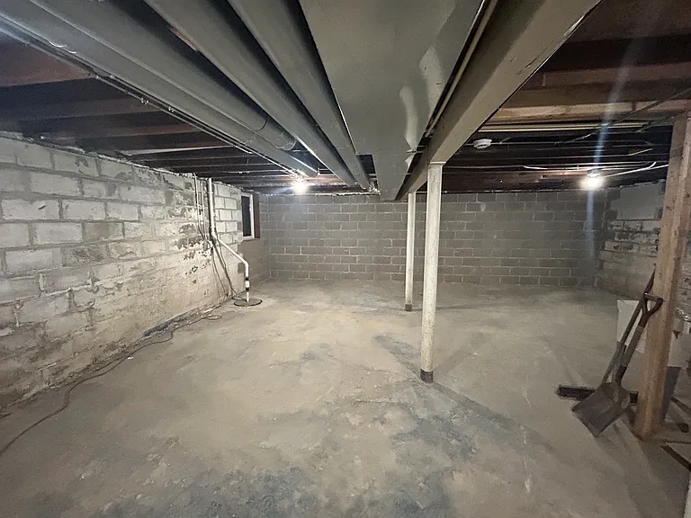 116 E Keith Ave — Photo 9